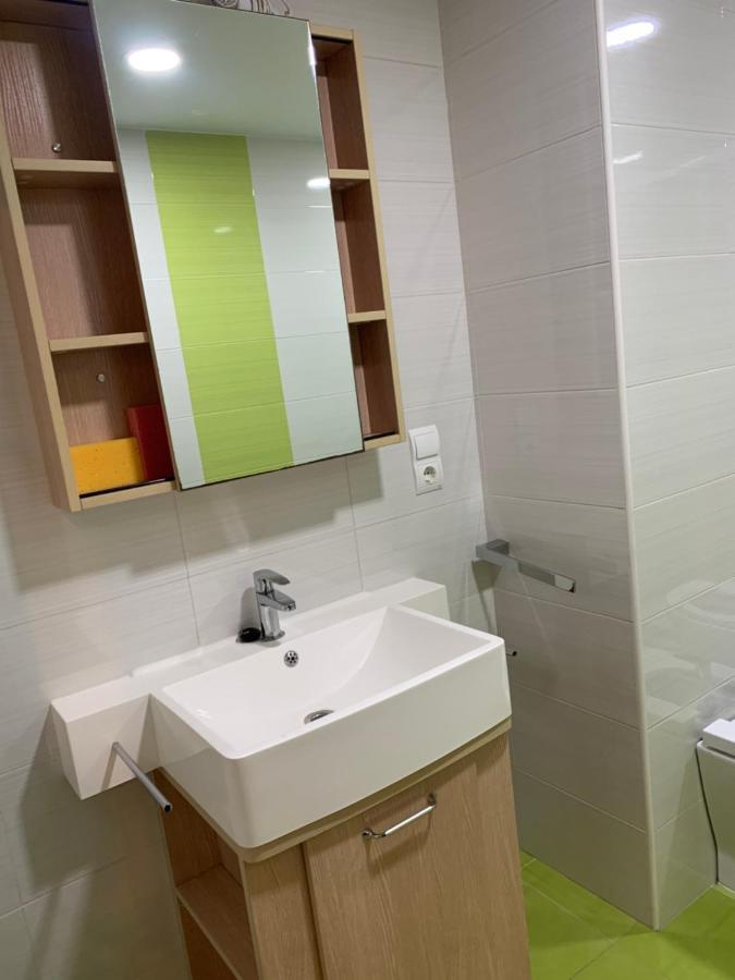 Habitación con cama individual, piso compartido en Avenida Blasco Ibáñez Valência Exterior foto