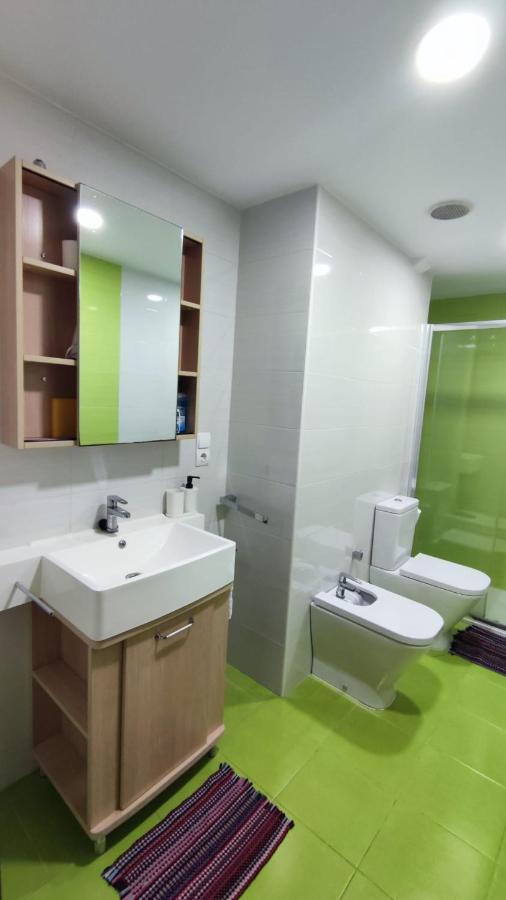 Habitación con cama individual, piso compartido en Avenida Blasco Ibáñez Valência Exterior foto